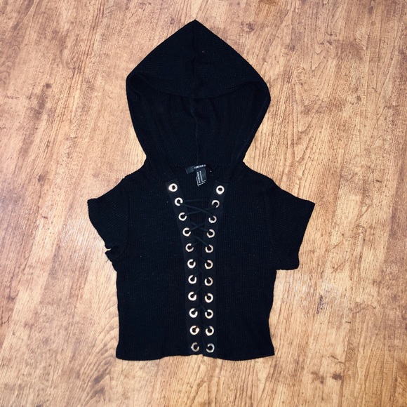 Hooded Grommet-Front Crop Top - Picture 2 of 4